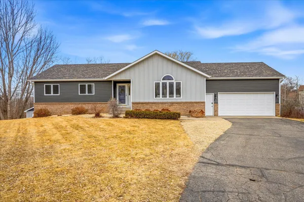 $415,000 | 707 Erickson Court, Sauk Rapids, MN 56379