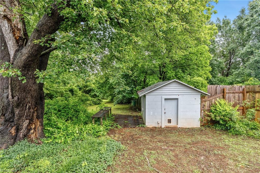 2711 Nelson Farm Road Greensboro, NC 27406 - Photo 30 of 43 Gallery Image 30