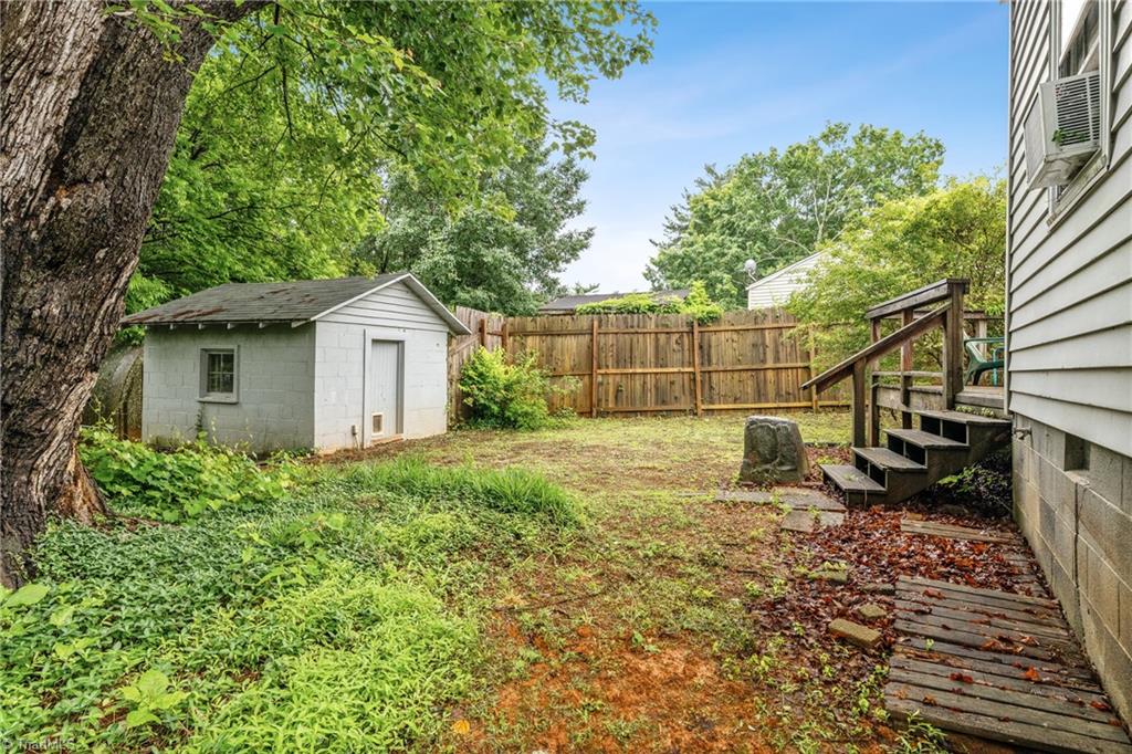 2711 Nelson Farm Road Greensboro, NC 27406 - Photo 34 of 43 Gallery Image 34
