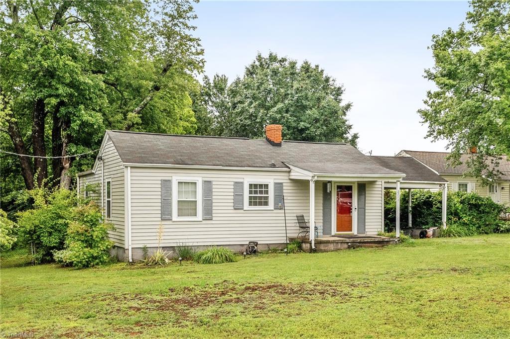 2711 Nelson Farm Road Greensboro, NC 27406 - Photo 5 of 43 Gallery Image 5