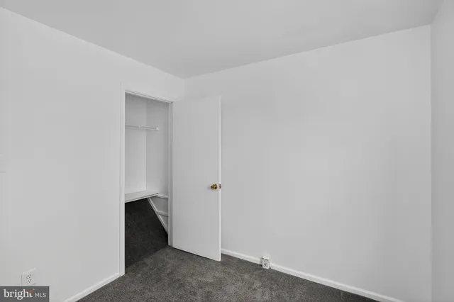 a view of balcony with wooden floor and deck