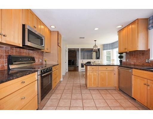20 Crown Ridge Road Westborough, MA 01581 - Photo 14 of 42 Gallery Image 14