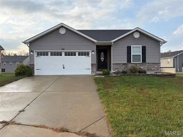 $1,900 | 22 Tennis Court, Foristell, MO 63348