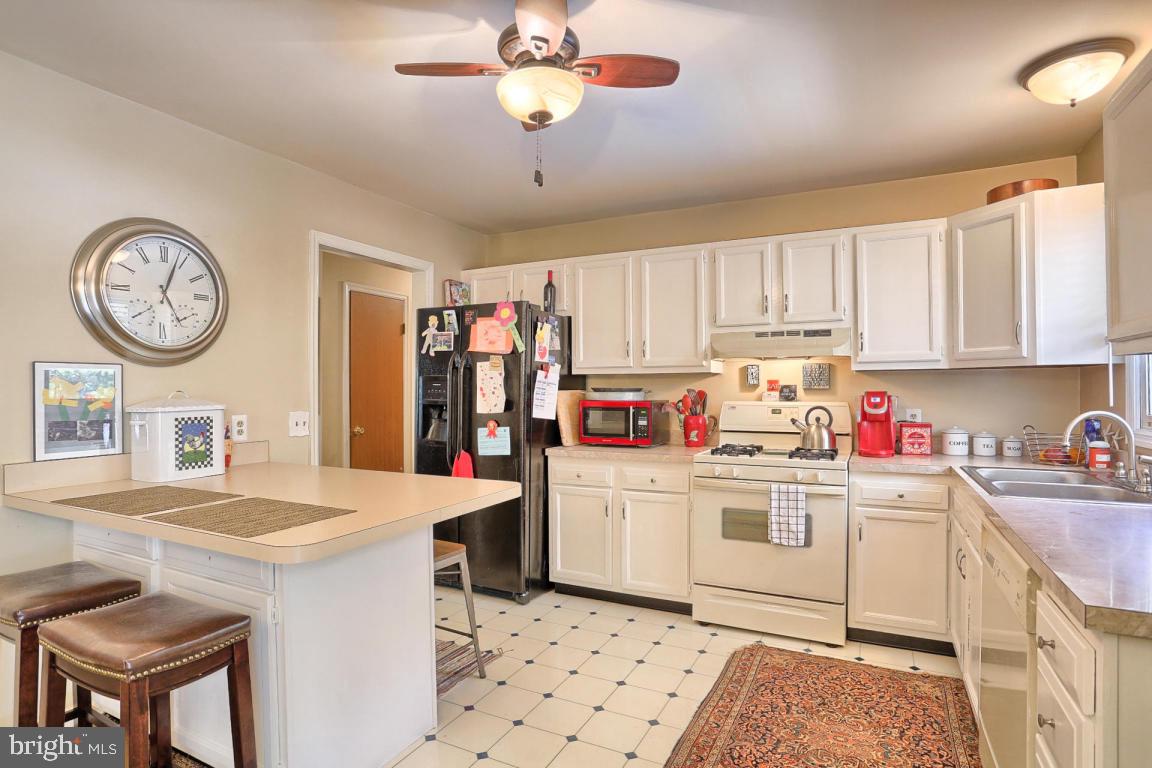 1956 Wilderness Road Lancaster, PA 17603 - Photo 27 of 56 Gallery Image 27