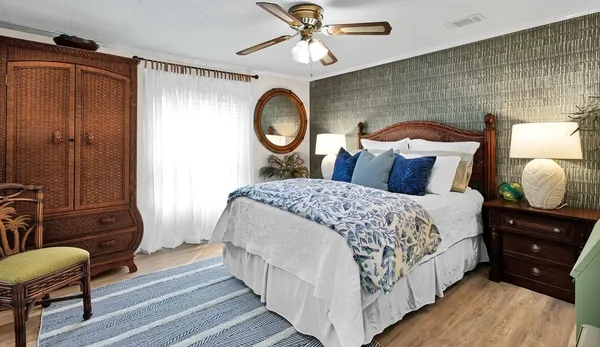 $269,900 | 923 Evergreen Street, Barefoot Bay, FL 32976