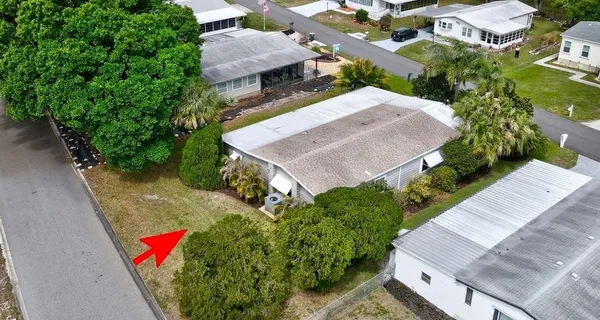 $269,900 | 923 Evergreen Street, Barefoot Bay, FL 32976