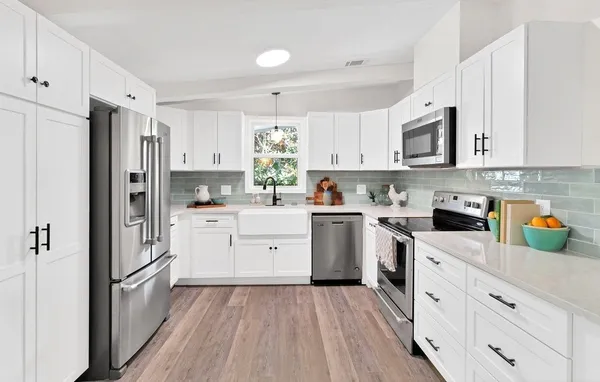 $269,900 | 923 Evergreen Street, Barefoot Bay, FL 32976