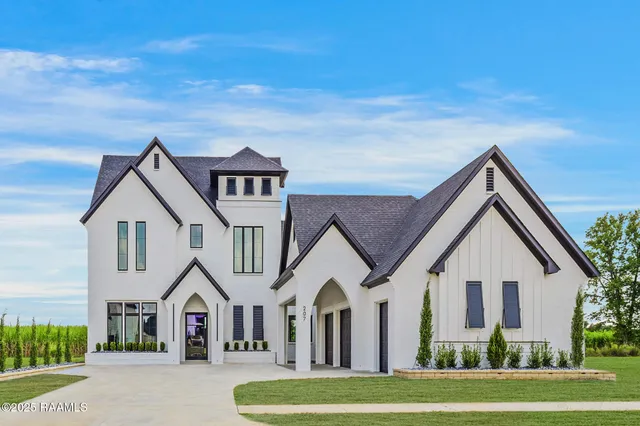 $1,068,500 | 207 Sabal Bnd Drive, Youngsville, LA 70592