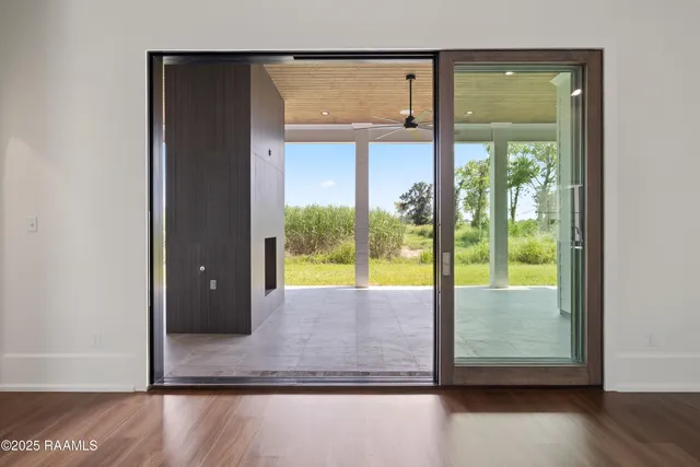 $1,068,500 | 207 Sabal Bnd Drive, Youngsville, LA 70592