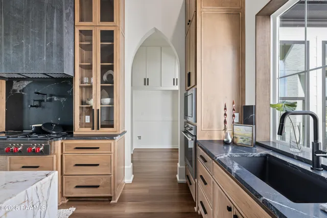 $1,068,500 | 207 Sabal Bnd Drive, Youngsville, LA 70592