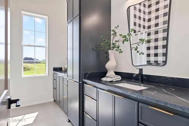 $1,068,500 | 207 Sabal Bnd Drive, Youngsville, LA 70592