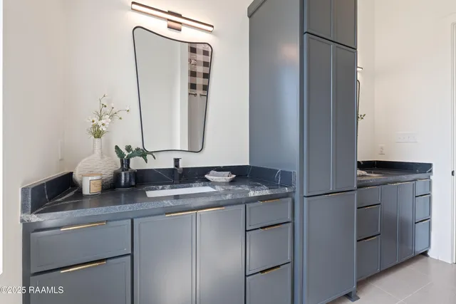 $1,068,500 | 207 Sabal Bnd Drive, Youngsville, LA 70592