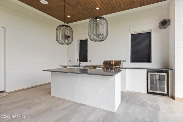 $1,068,500 | 207 Sabal Bnd Drive, Youngsville, LA 70592