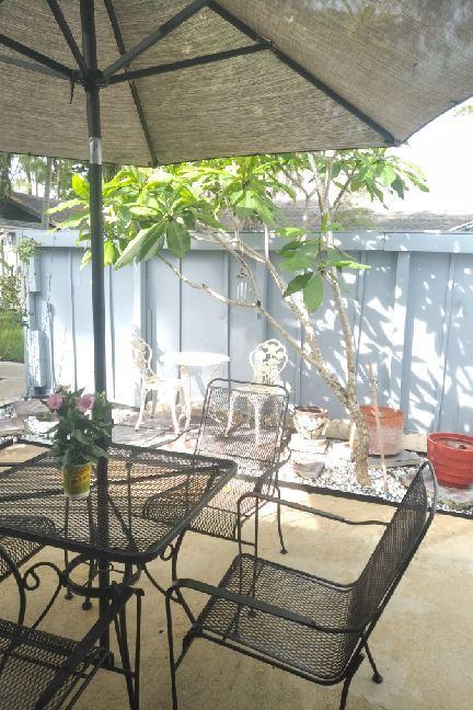 1077 Goldenrod Road Wellington, FL 33414 - Photo 3 of 8 PATIO 2
