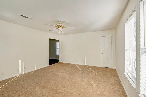 $1,350 | 814 1/2 West 21st Street, Unit UPPR, Houston, TX 77008