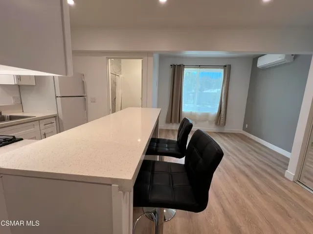 $2,000 | 1666 1/2 Stoddard Avenue, Thousand Oaks, CA 91360