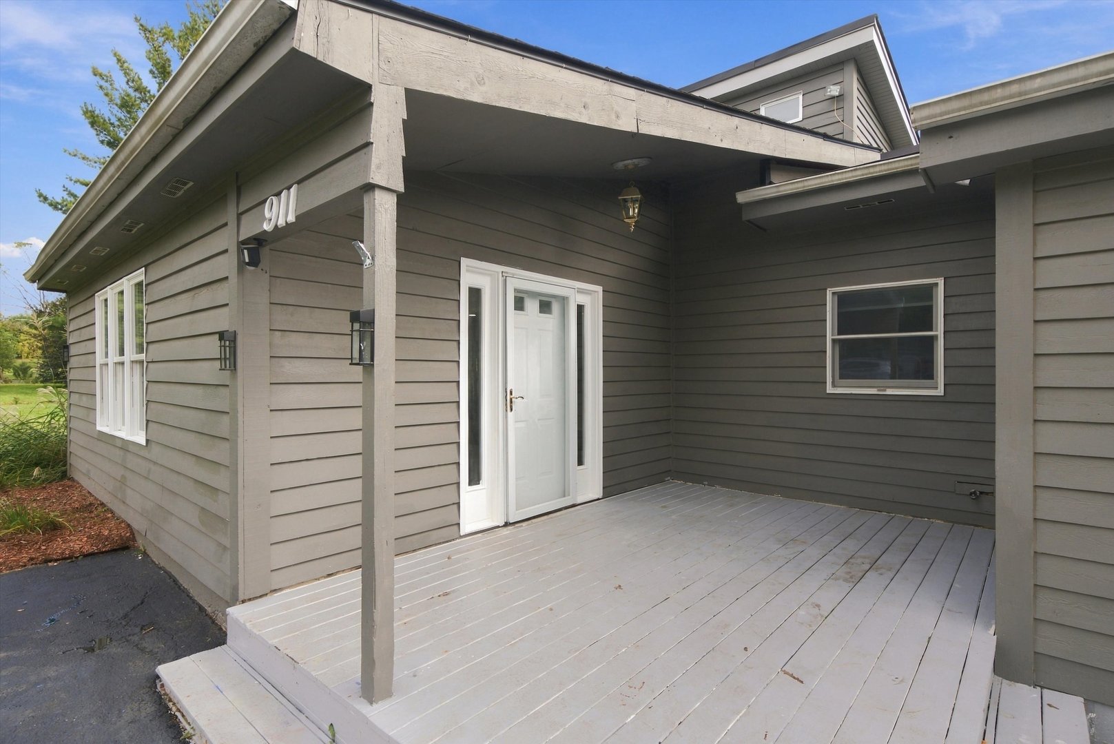 911 Kohley Road Lisle, IL 60532 - Photo 6 of 53 Gallery Image 6