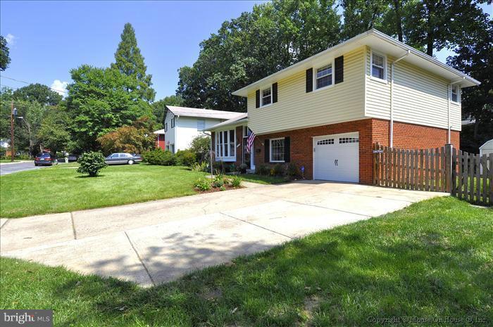 9111 Kirkdale Road Bethesda, MD 20817 - Photo 3 of 30 Exterior (General)