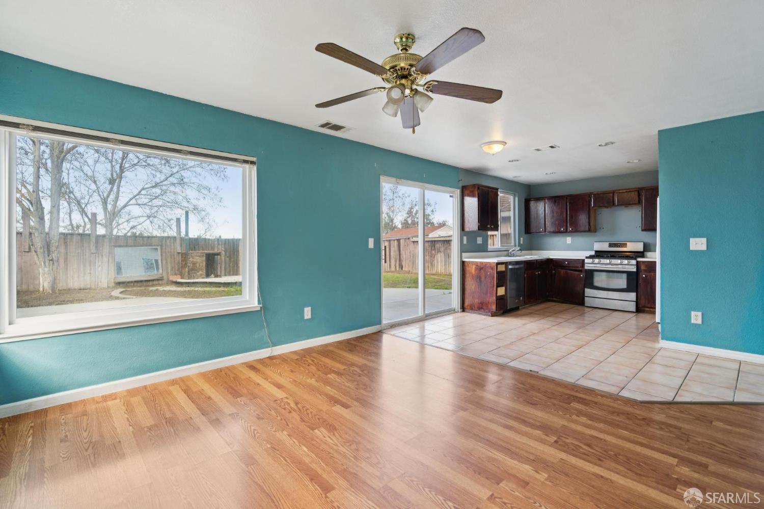 1157 Rockspring Way Antioch, CA 94531 - Photo 13 of 39