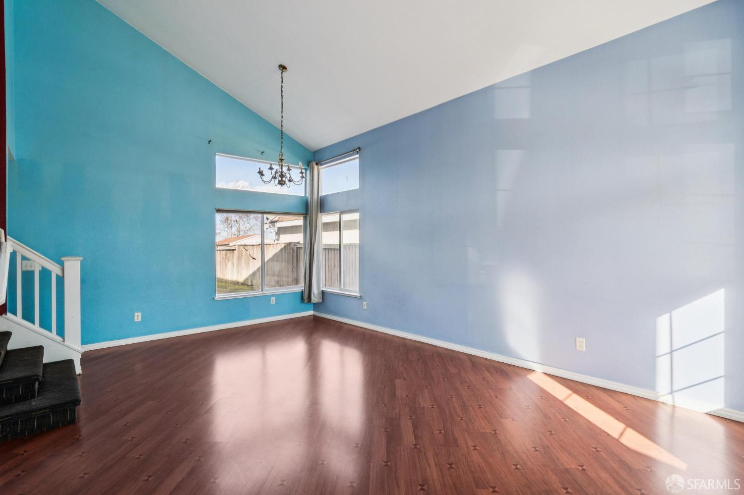 1157 Rockspring Way Antioch, CA 94531 - Photo 4 of 39