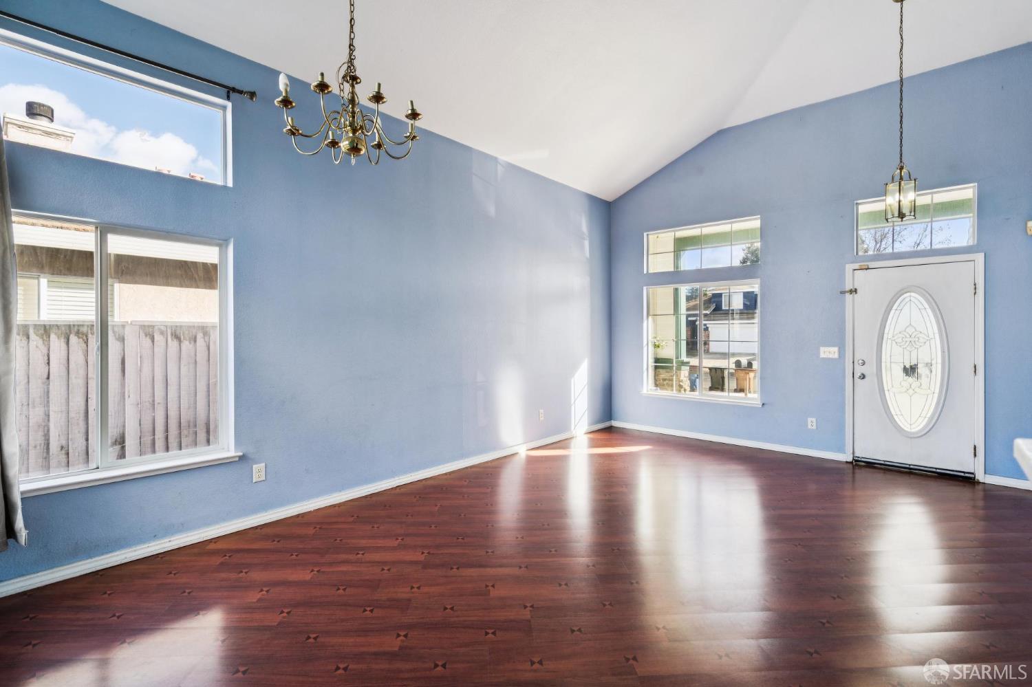 1157 Rockspring Way Antioch, CA 94531 - Photo 8 of 39