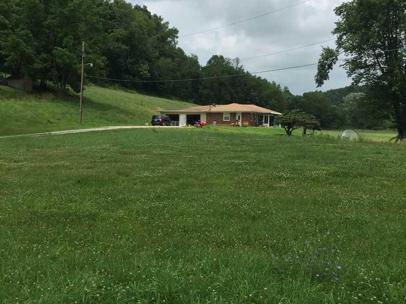 1094 Lynn Portal Road Washington, PA 15301 - Photo 1 of 1 Exterior Front.