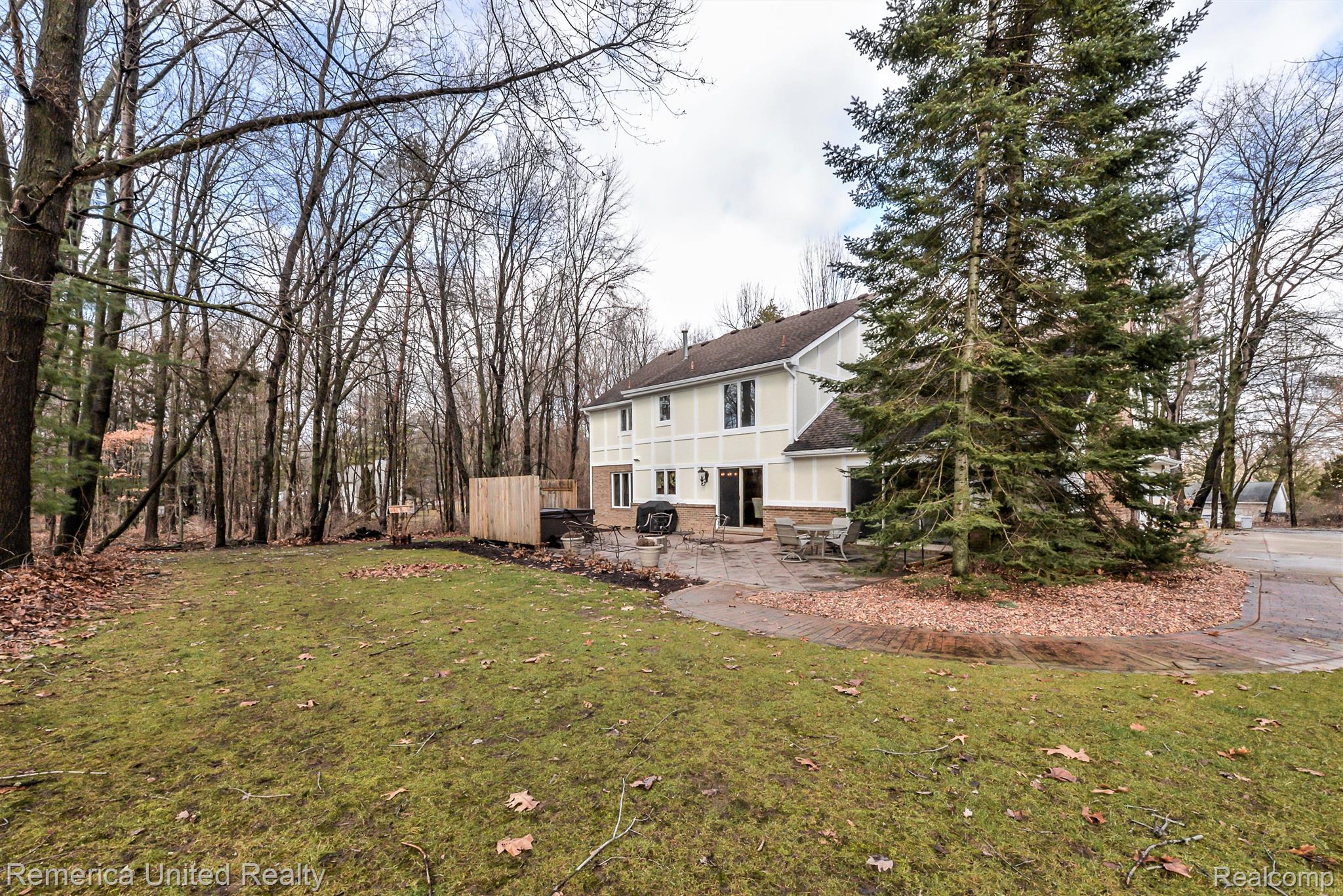 11536 Ridge Road South Lyon, MI 48178 - Photo 48 of 58 Gallery Image 48