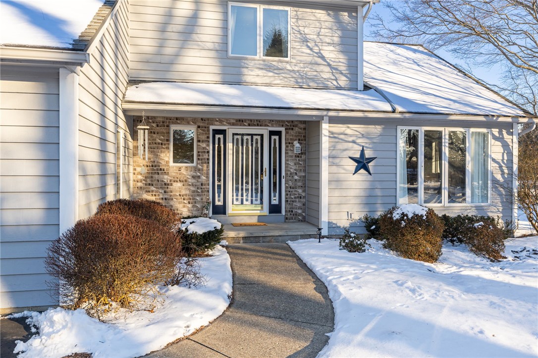 362 Webster Road Webster, NY 14580 - Photo 3 of 46