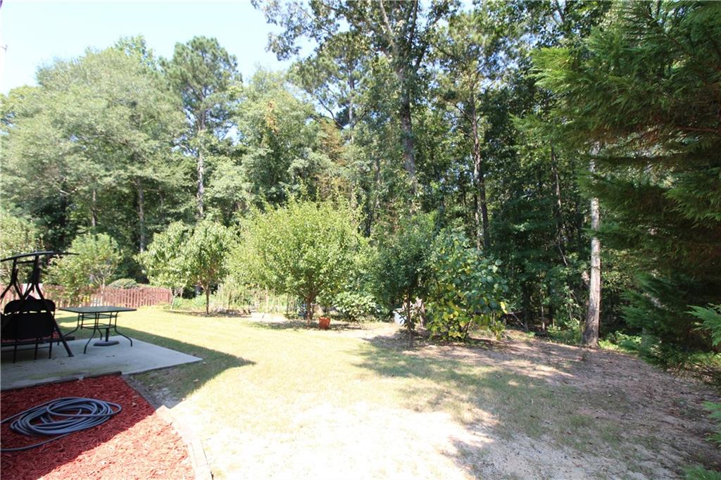 2402 Bancroft Way Buford, GA 30519 - Photo 6 of 36
