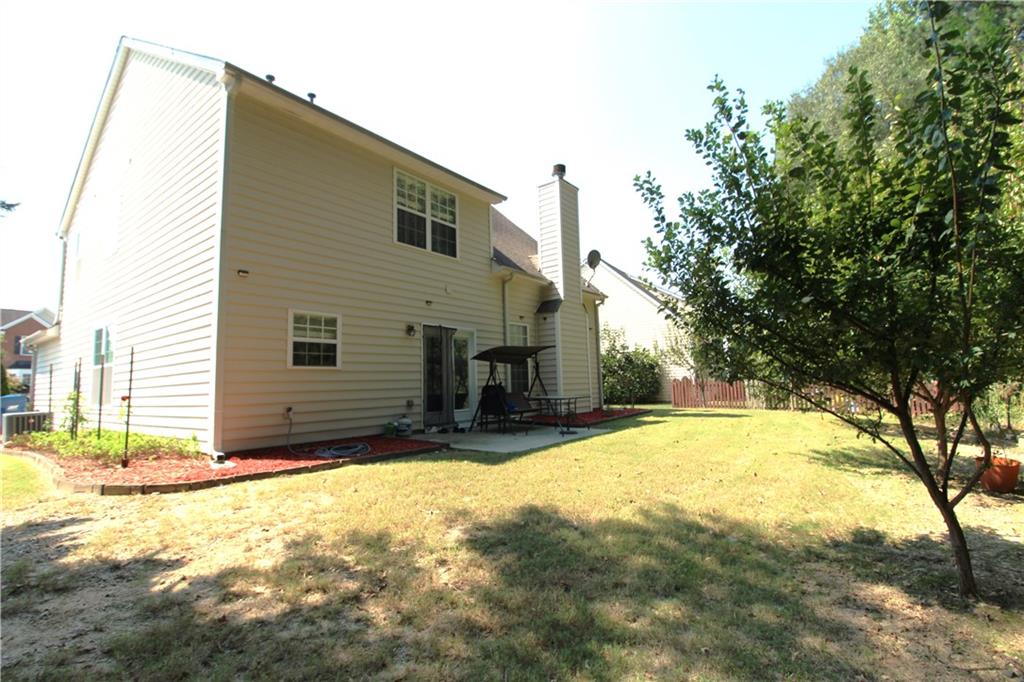 2402 Bancroft Way Buford, GA 30519 - Photo 7 of 36