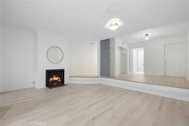 $509,999 | 1355 North Sierra Bonita Avenue, Unit 208, West Hollywood, CA 90046