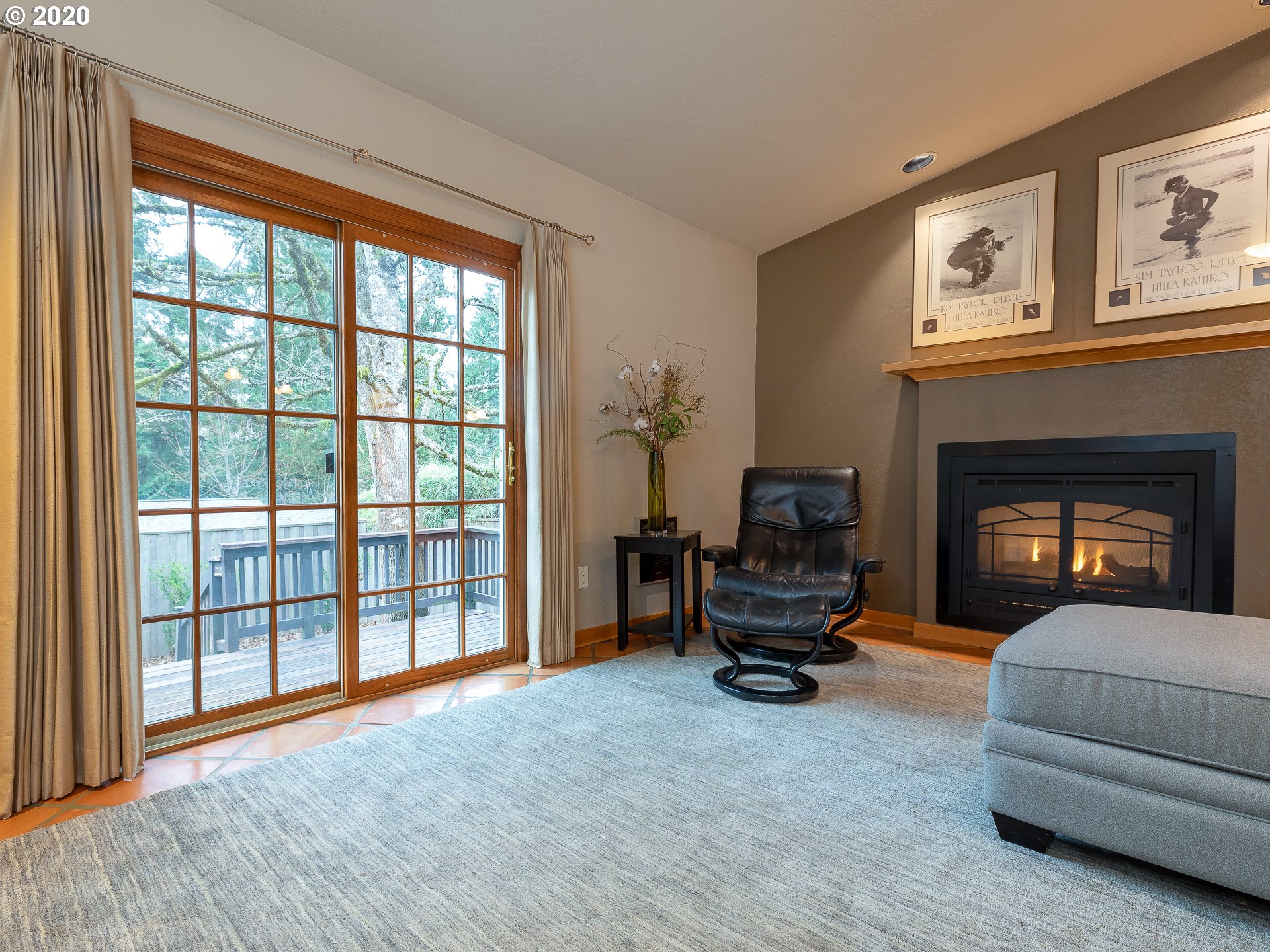 5814 Southwest Multnomah Boulevard Portland, OR 97219 - Photo 2 of 29 Gallery Image 2