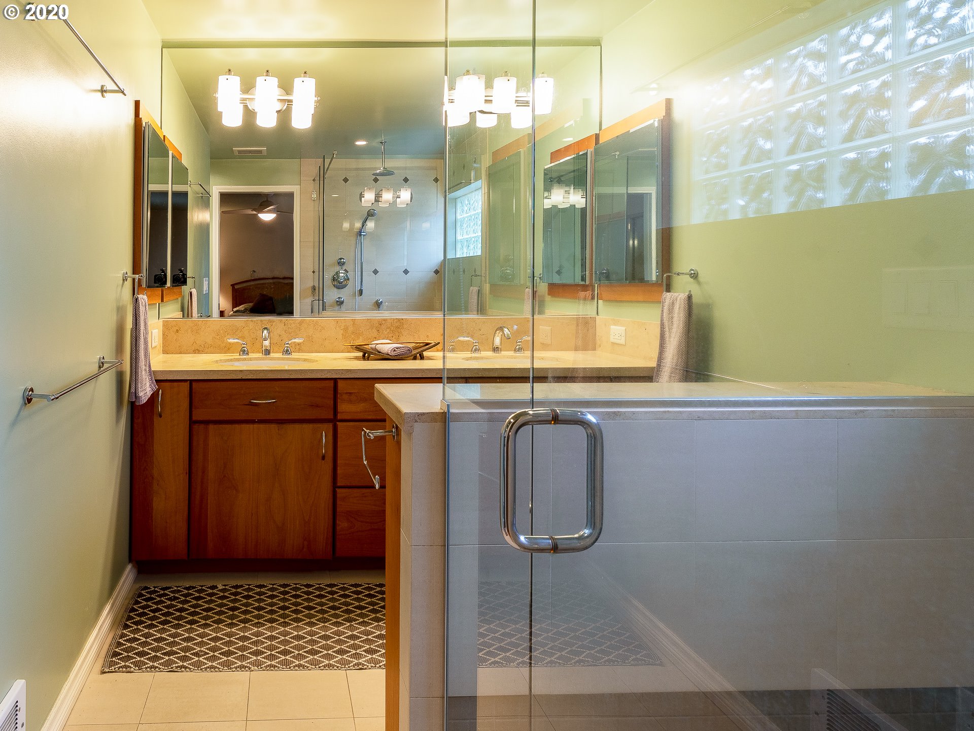 5814 Southwest Multnomah Boulevard Portland, OR 97219 - Photo 17 of 29 Gallery Image 17
