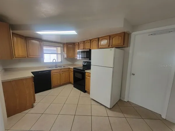 $1,600 | 3413 Atlantis Drive, Holiday, FL 34691