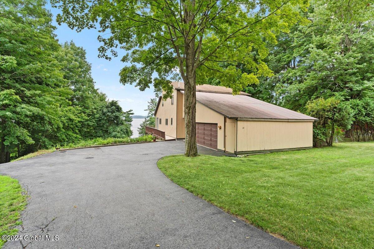 15 Carriage Hill Road Diamond Point, NY 12824 - Photo 35 of 39 35-DOD09634