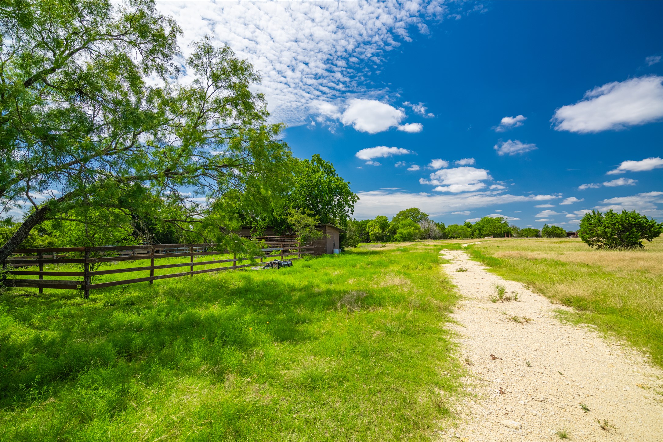 9750 Rm-243 Bertram, TX 78605 - Photo 6 of 18
