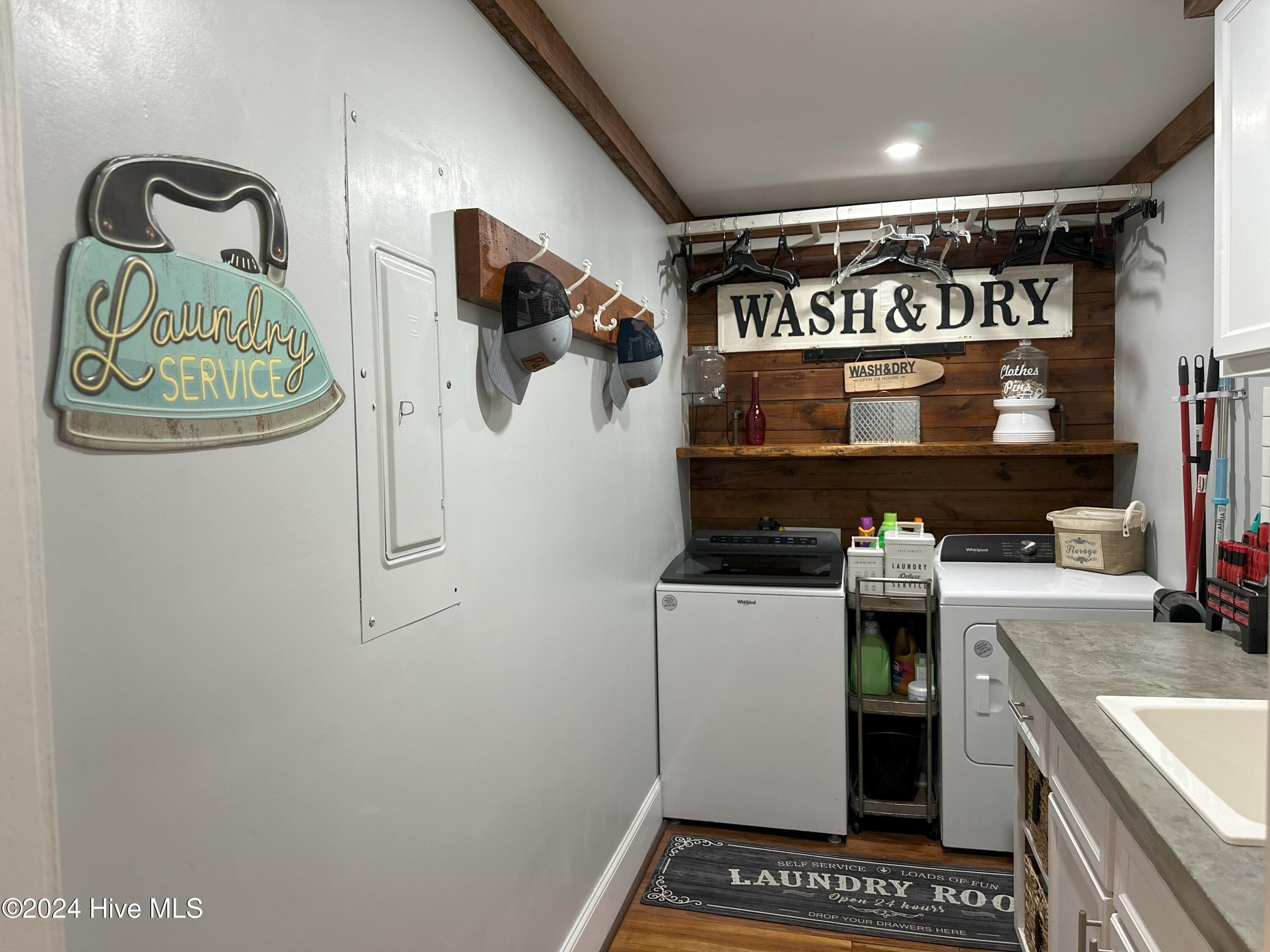 2325 South Halifax Road Rocky Mount, NC 27803 - Photo 7 of 40 laudrey room