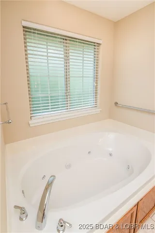 $325,000 | 205 Venus Street, Holts Summit, MO 65043