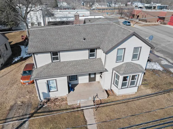 $249,900 | 36 South Clinton Avenue, Clintonville, WI 54929