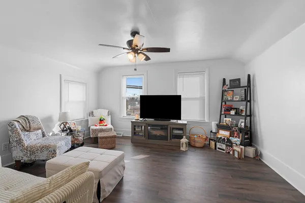 $249,900 | 36 South Clinton Avenue, Clintonville, WI 54929