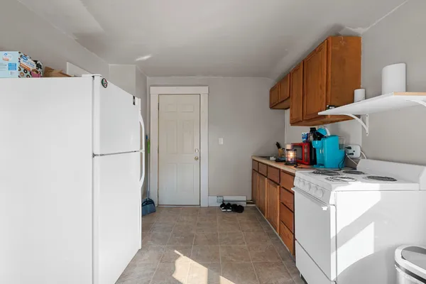 $249,900 | 36 South Clinton Avenue, Clintonville, WI 54929