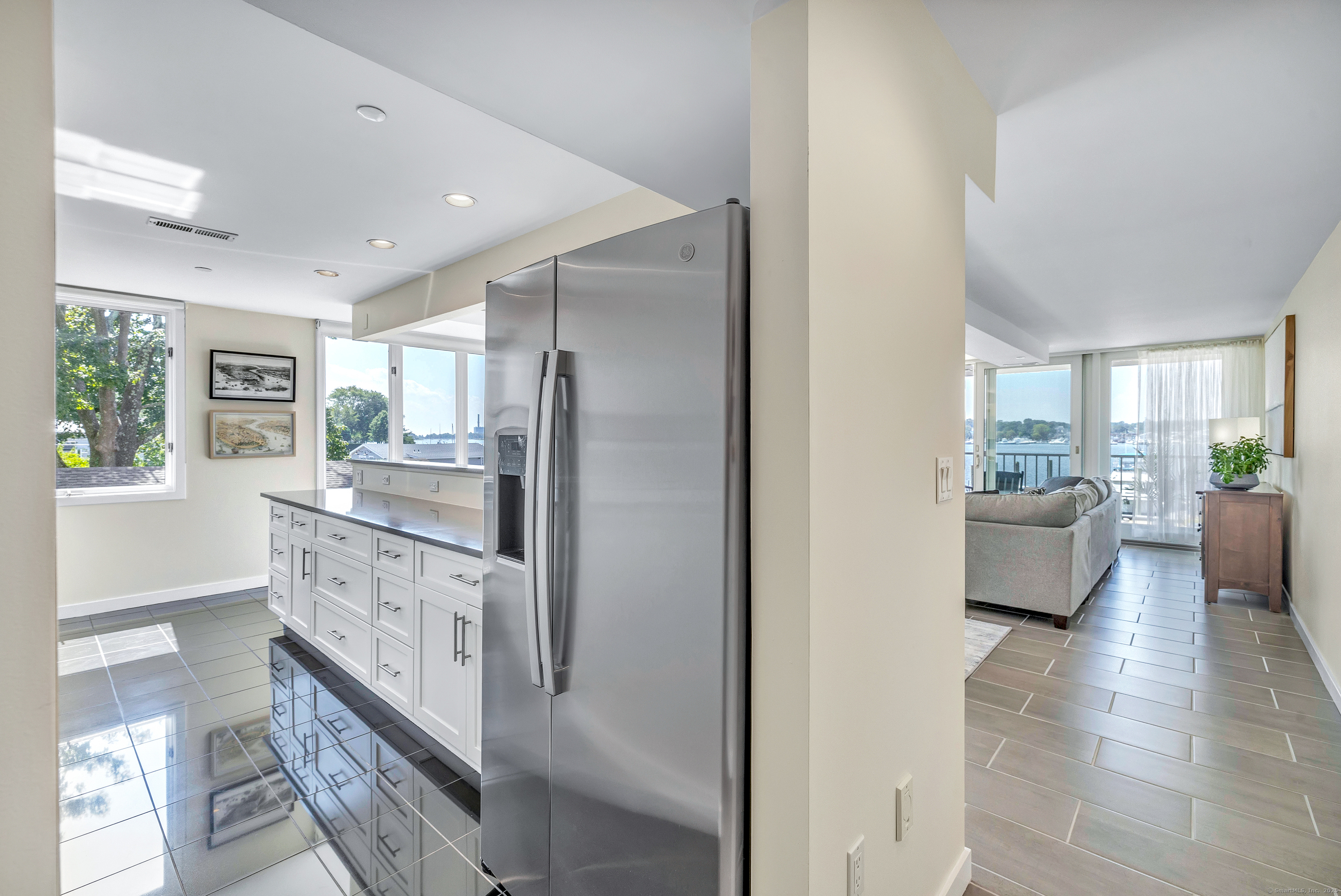 26 Cove Avenue, Unit 2D Norwalk, CT 06855 - Photo 15 of 33