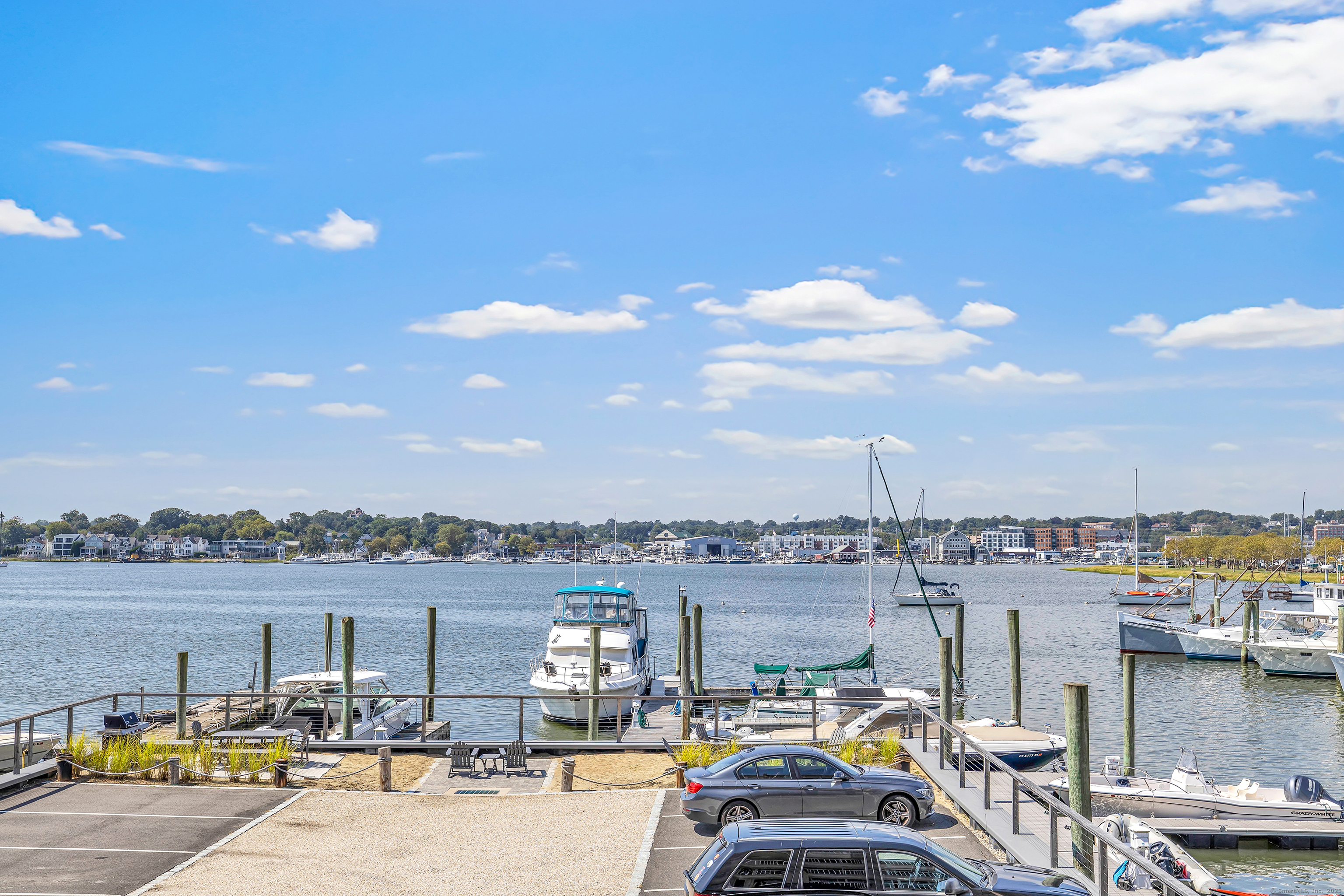 26 Cove Avenue, Unit 2D Norwalk, CT 06855 - Photo 5 of 33