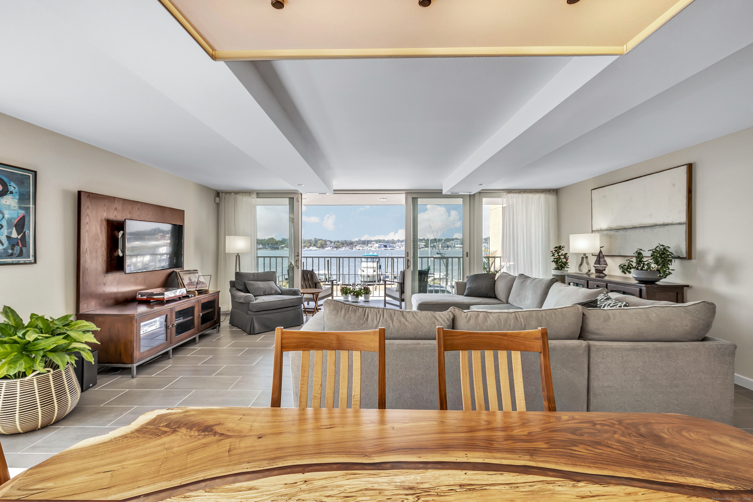 26 Cove Avenue, Unit 2D Norwalk, CT 06855 - Photo 10 of 33