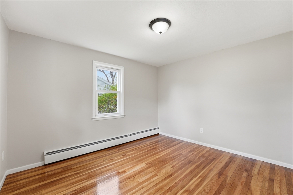 129 Cooper Street Springfield, MA 01108 - Photo 21 of 37