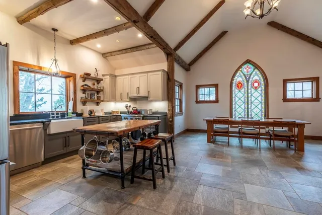 $485,000 | 2418 Highway 11, Londonderry, VT 05148