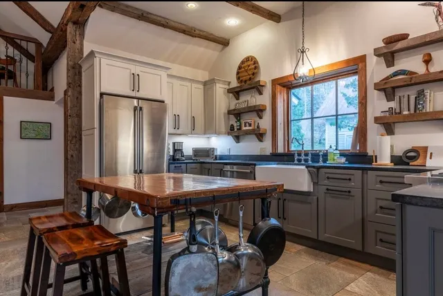 $485,000 | 2418 Highway 11, Londonderry, VT 05148