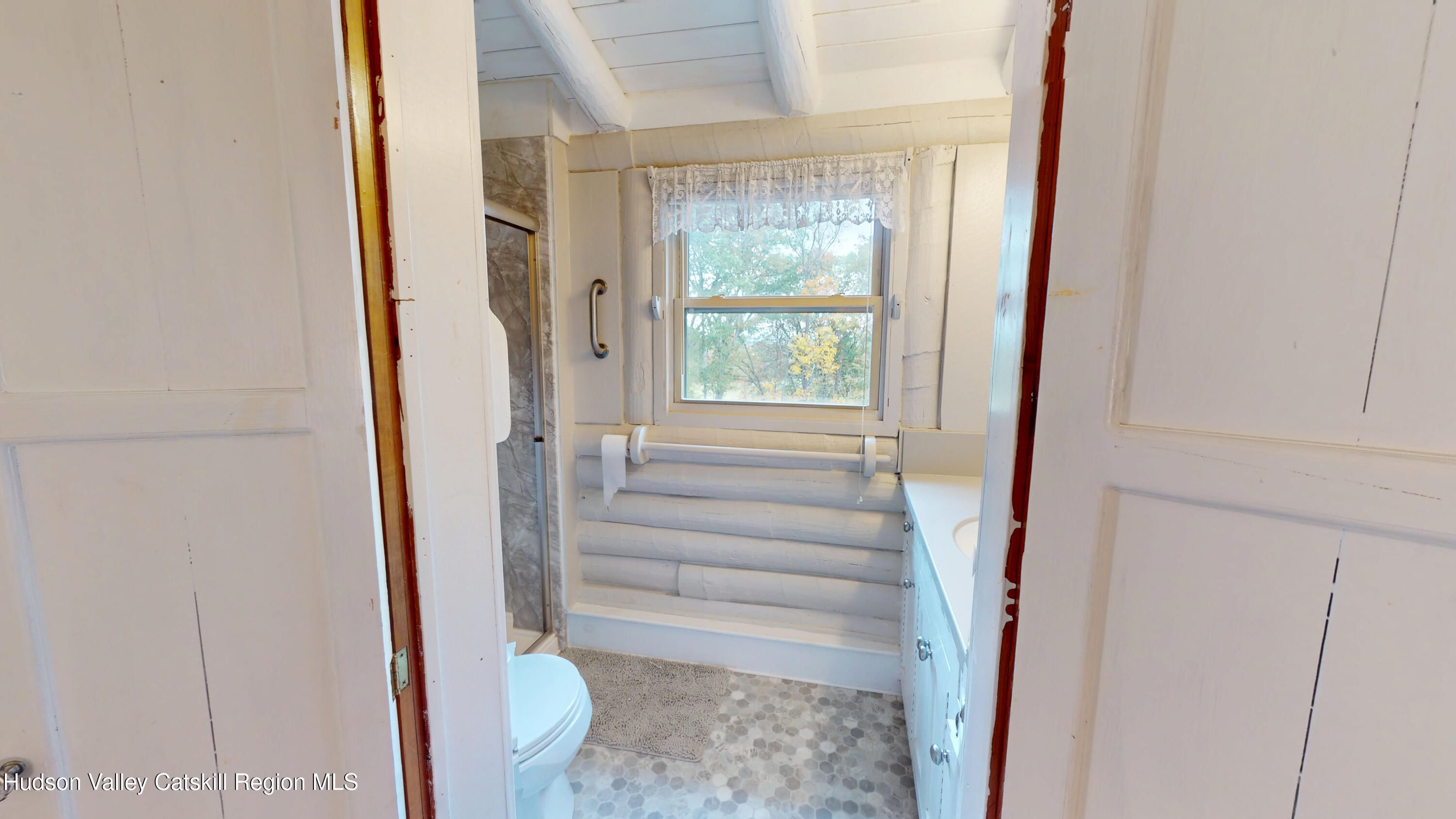 634 Old Plank Road Coxsackie, NY 12042 - Photo 32 of 49 a view of entryway with wooden floor and door