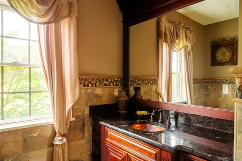$1,925,000 | 36 Sloane Road, Newburgh, NY 12550