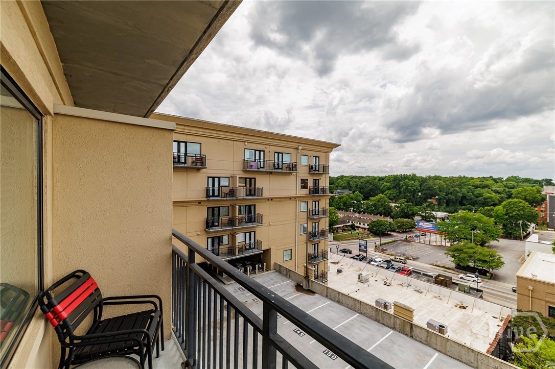 250 West Broad Street, Unit 720 Athens, GA 30601 - Photo 14 of 34
